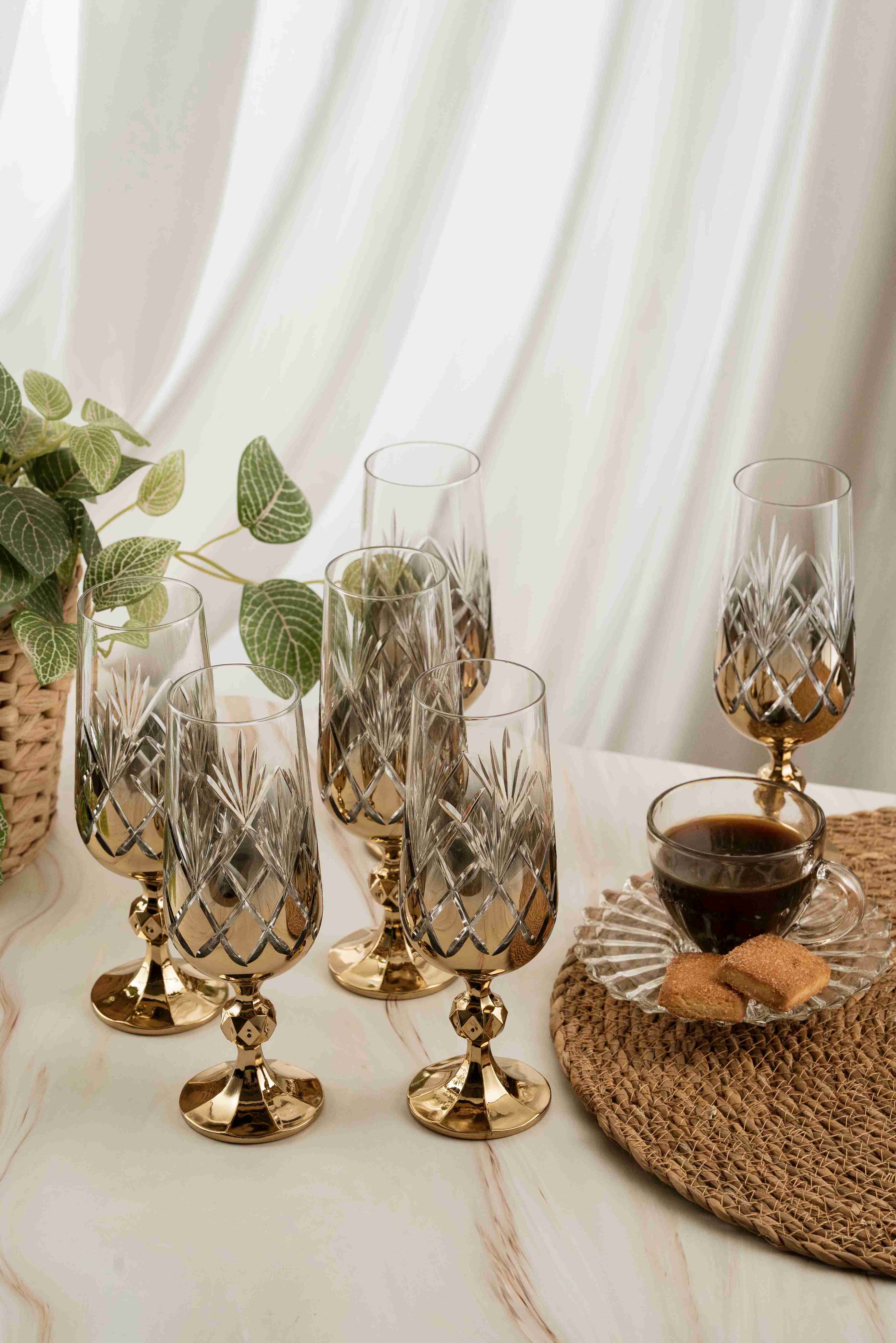 Gold Pineapple Crystal Coffee Side 180ml