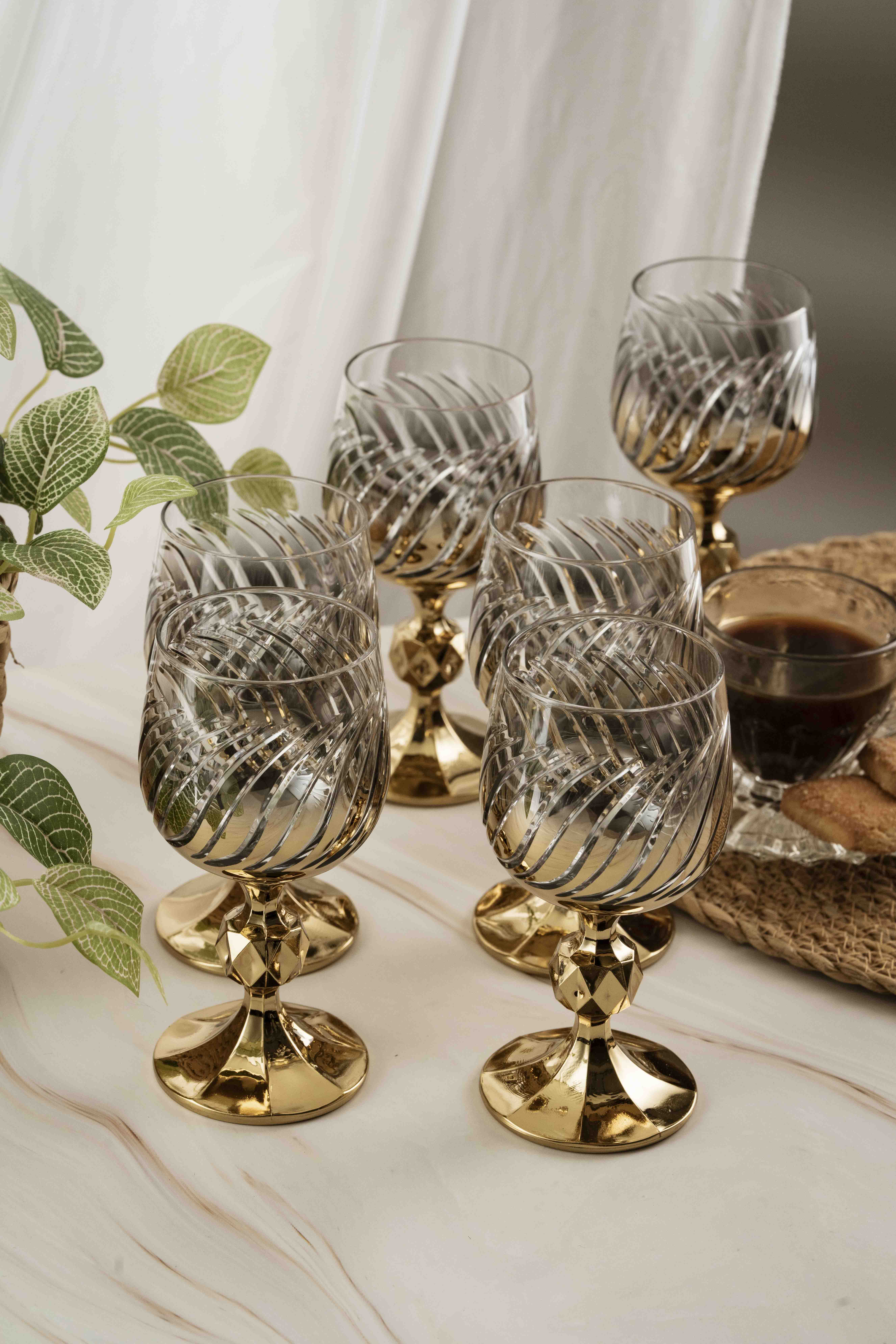 Gold Meltem Crystal Coffee Side 150ml