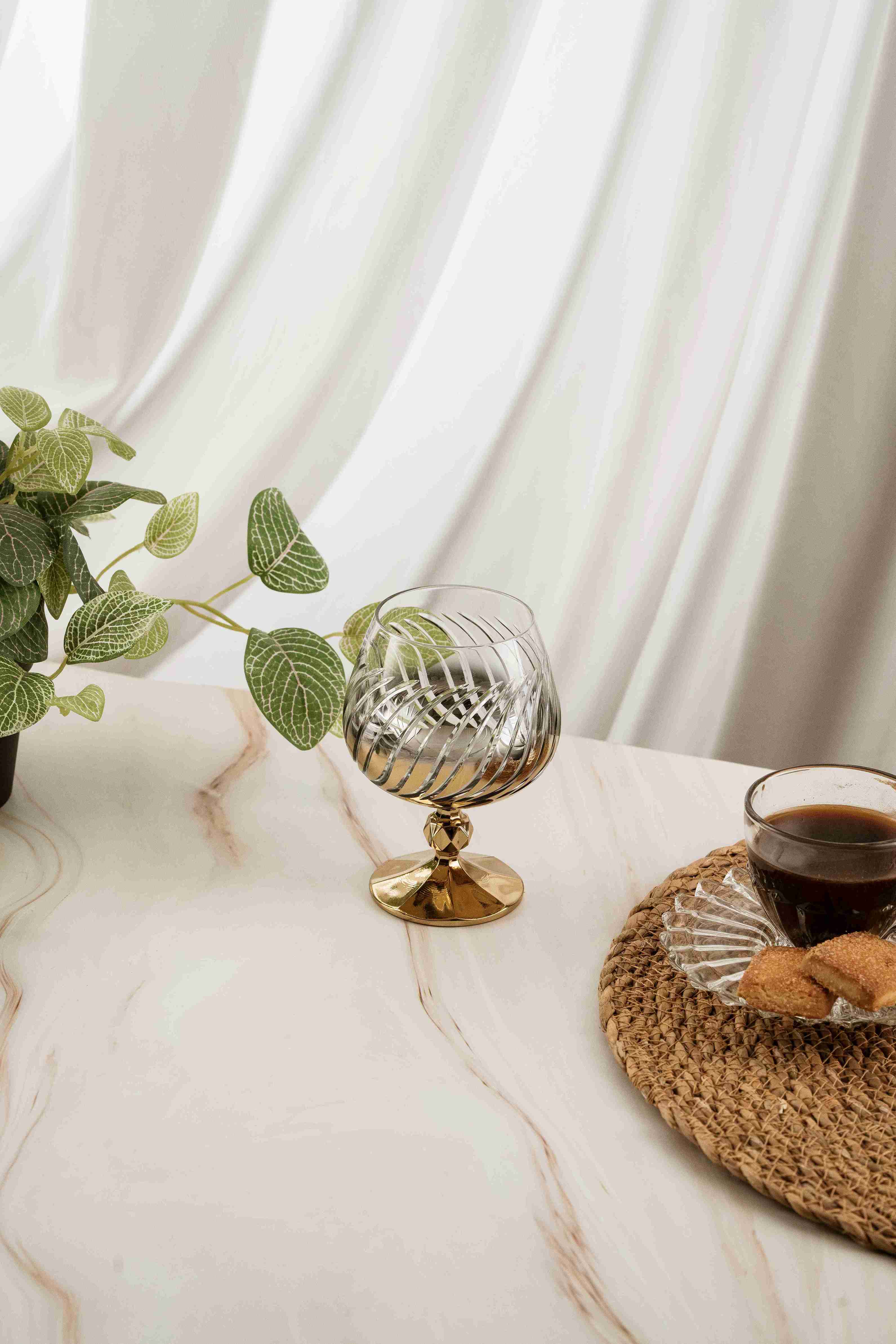 Gold Meltem Crystal Coffee Side 250ml