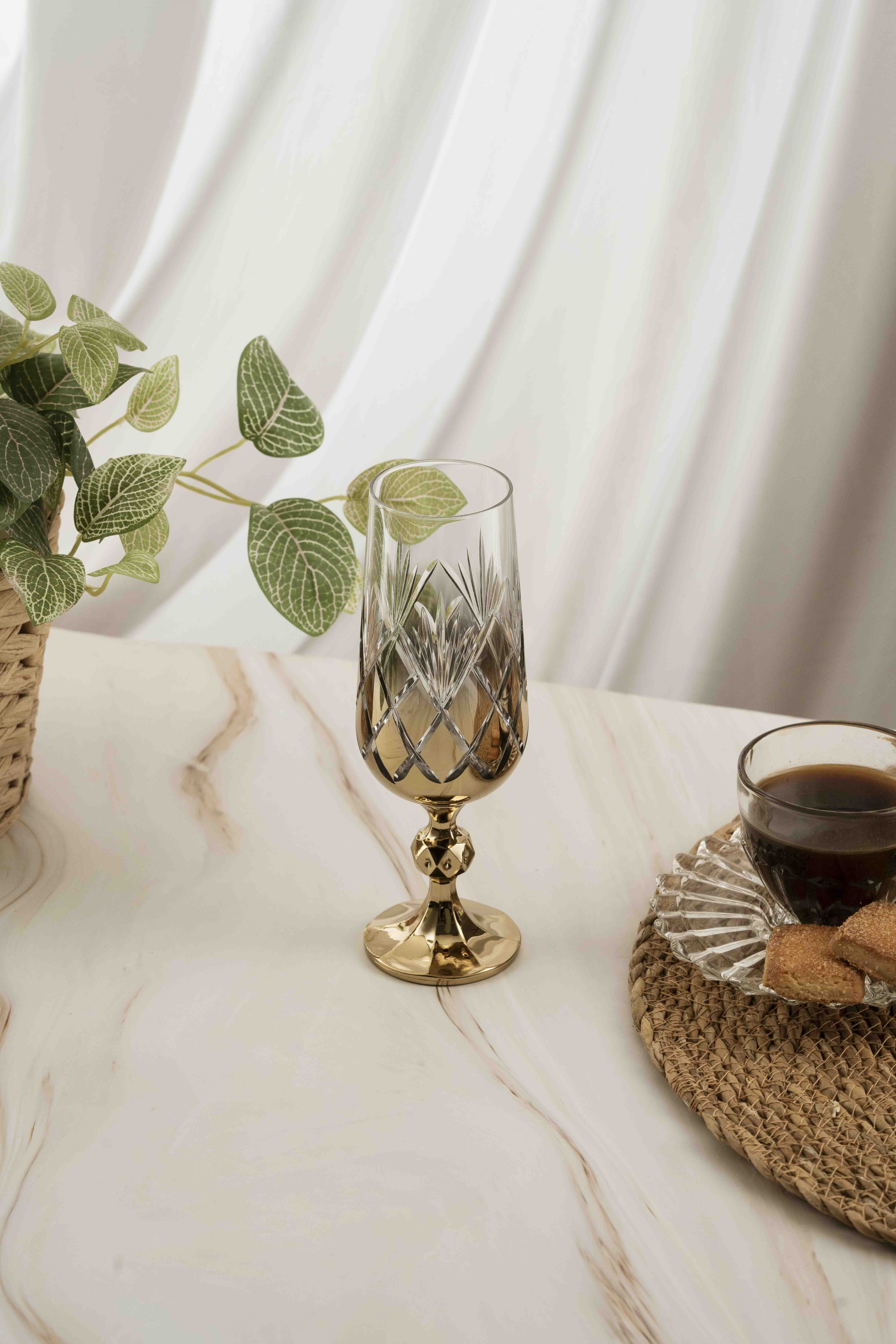 Gold Pineapple Crystal Coffee Side 180ml