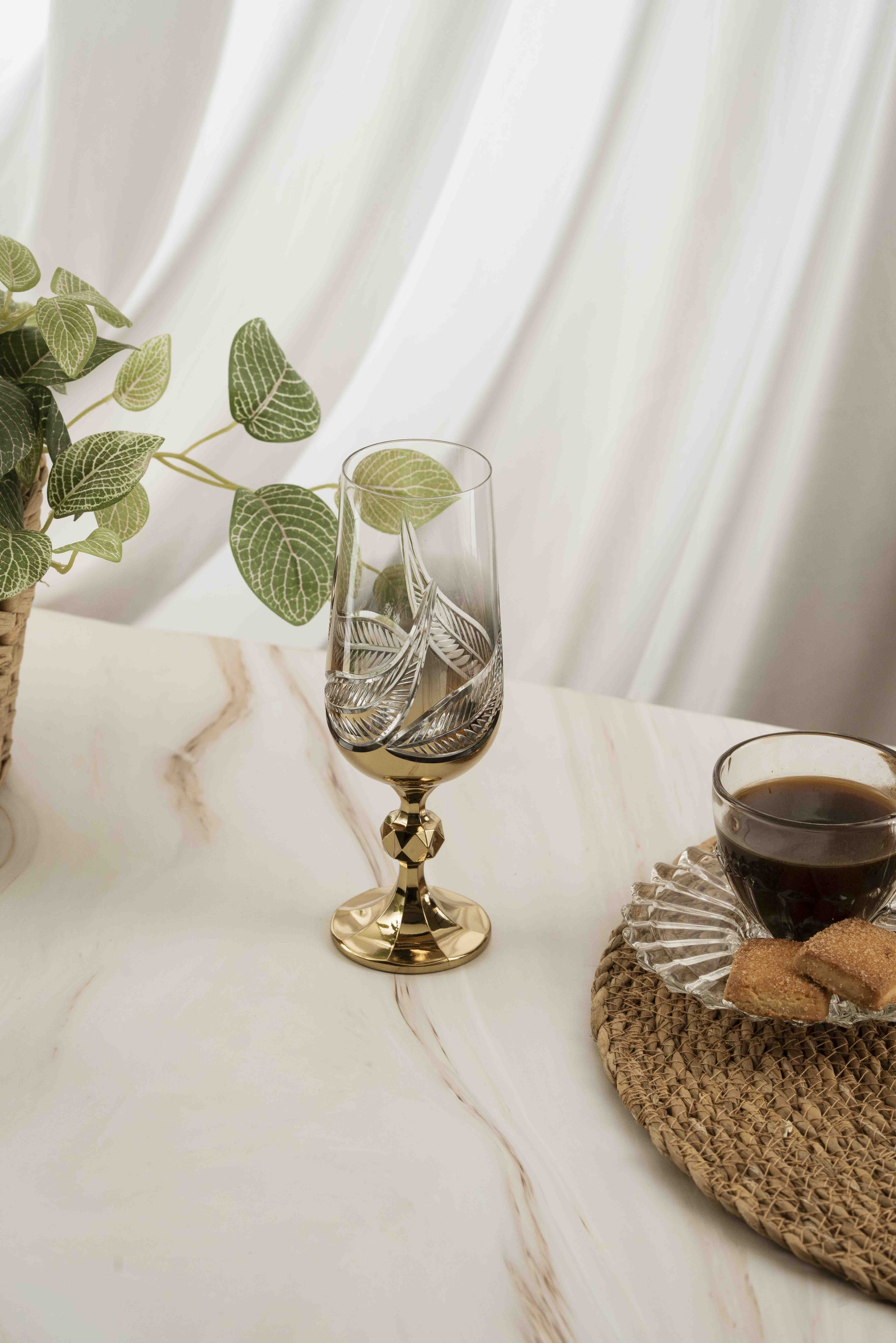 Gold Yaprak Kristal Kahve Yanı 180ml