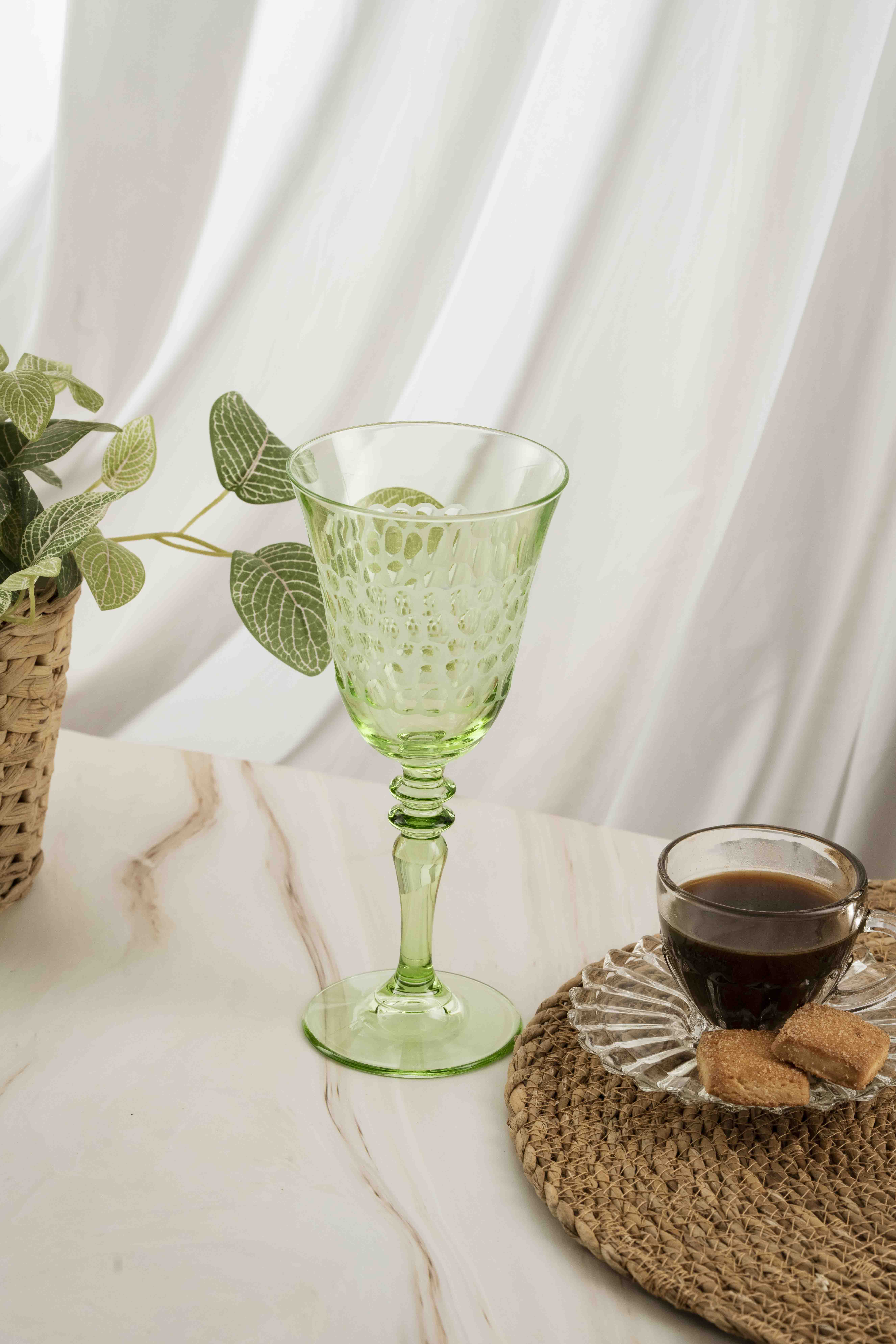 Üzüm Renkli Uzun Kadeh 270ml