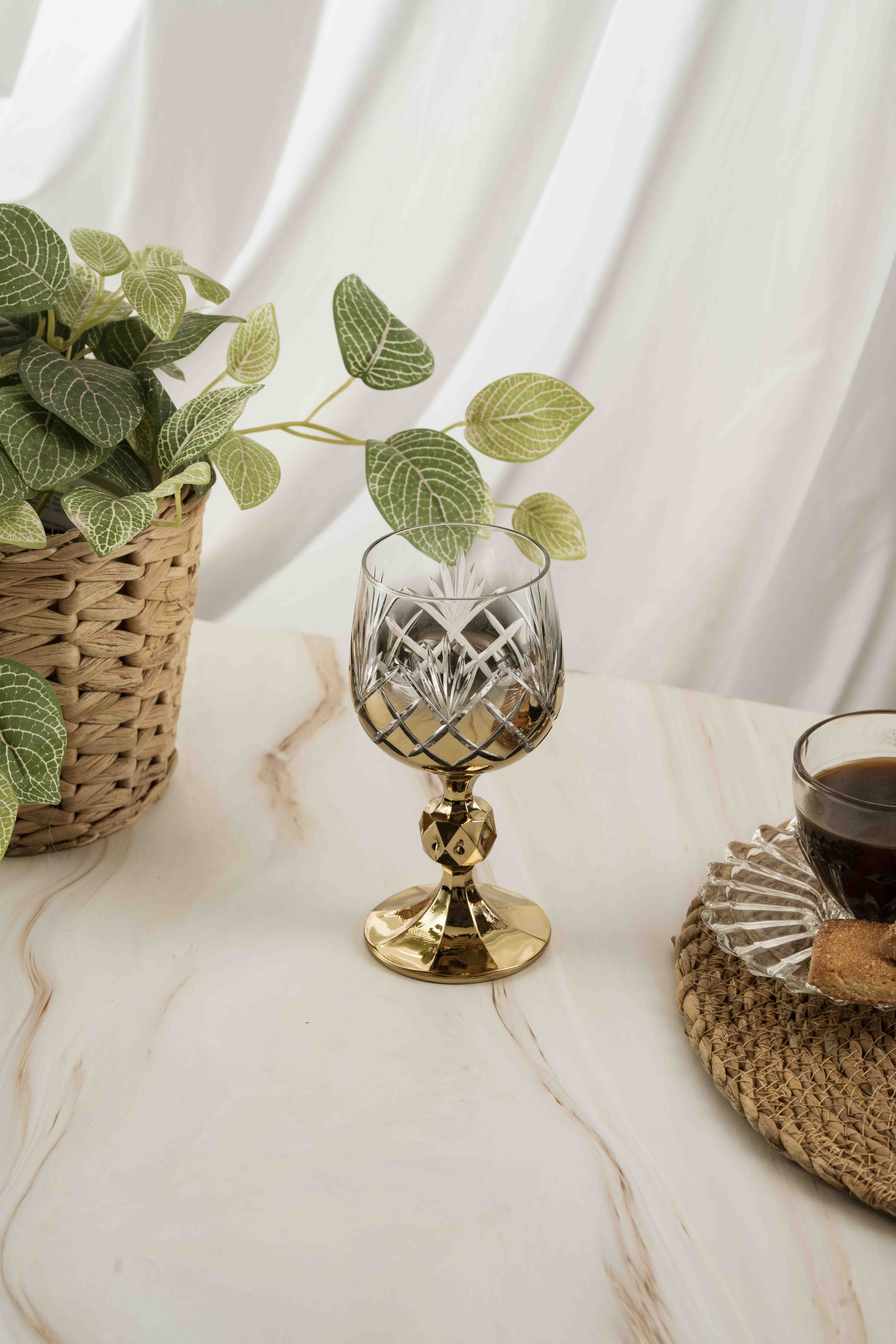 Gold Pineapple Crystal Coffee Side 150ml